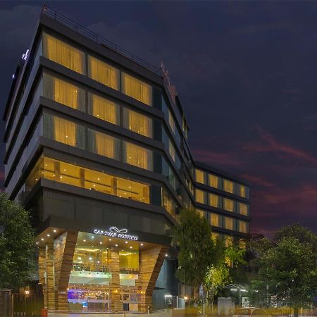 Sarovar Portico , Indore Hotel Bagian luar foto